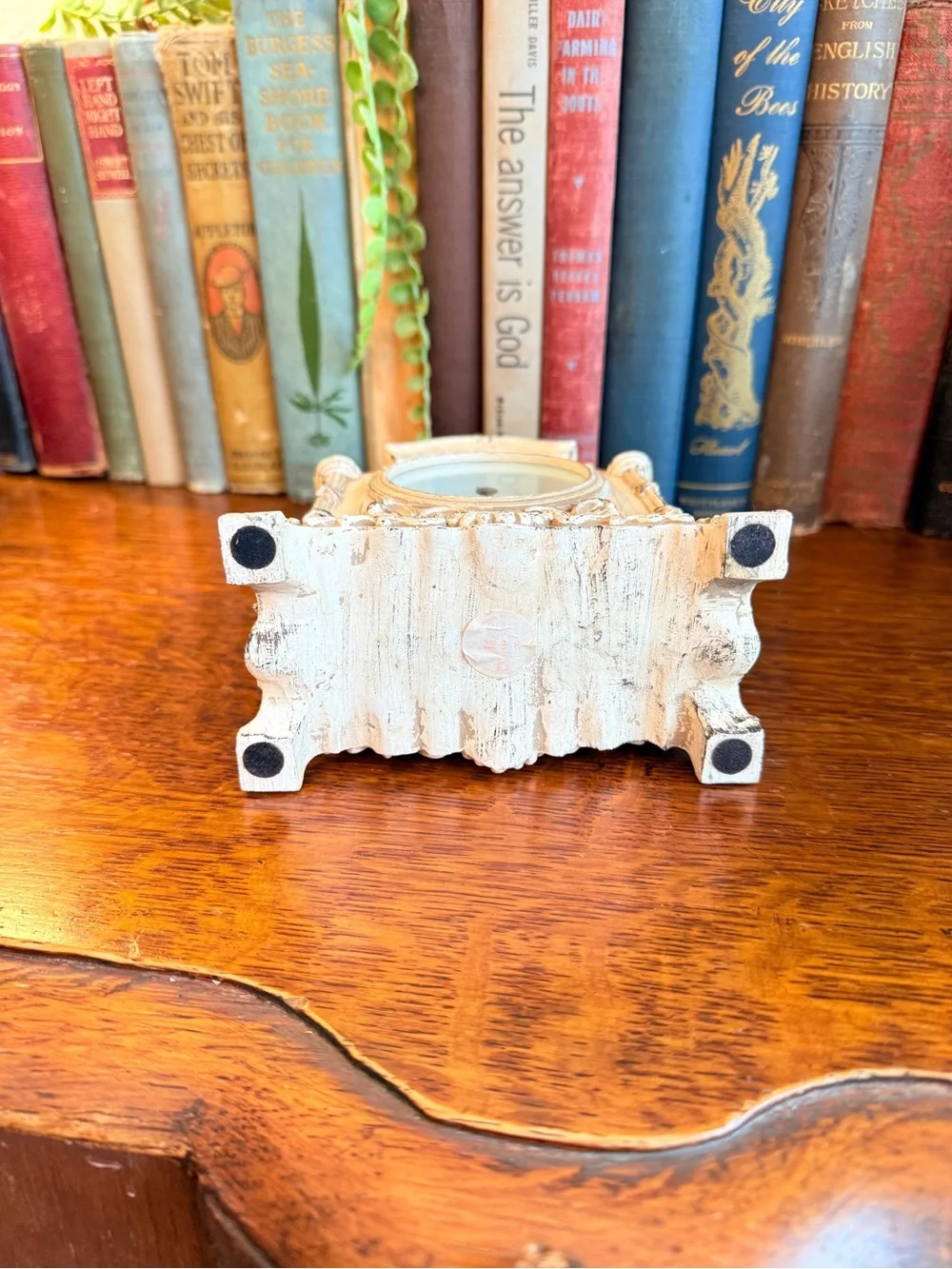 Vintage Ornate Cream Decorative Mantel Clock Works